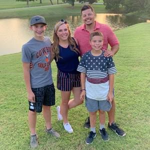 Meet your Posher, Angela